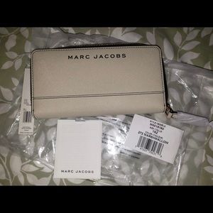 MARC JACOBS WALLET